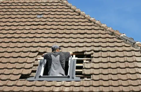 Pose de velux - Beaumont-Saint-Cyr 